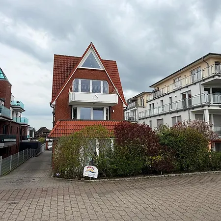 Haus Düne 5 Wohnnug 4 *